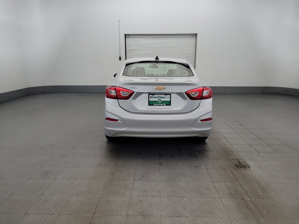 Used 2018 Chevrolet Cruze LS FWD image 6