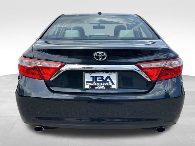 Used 2015 Toyota Camry XLE FWD image 26