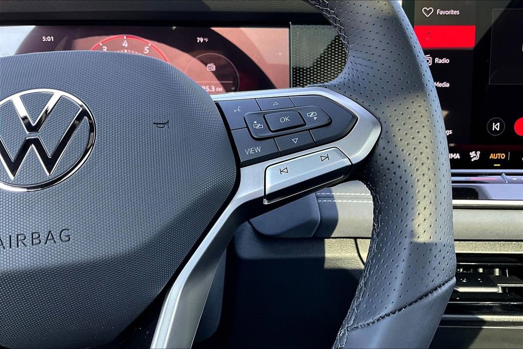 New 2026 Volkswagen Tiguan SE R-Line image 10