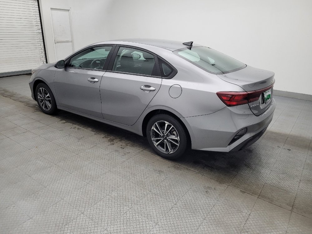 Used 2024 Kia Forte LXS image 3