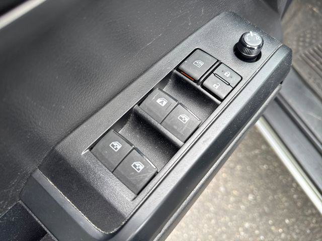Certified 2023 Toyota Tacoma SR AWD/4WD image 23