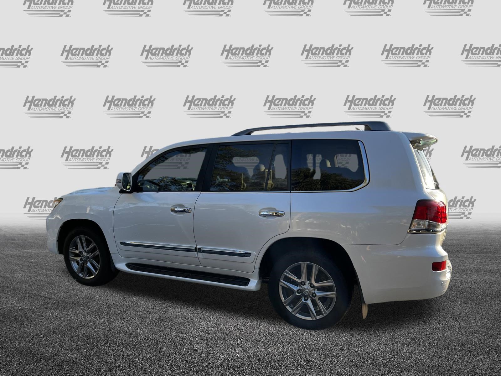Used 2014 Lexus LX 570 4WD image 6