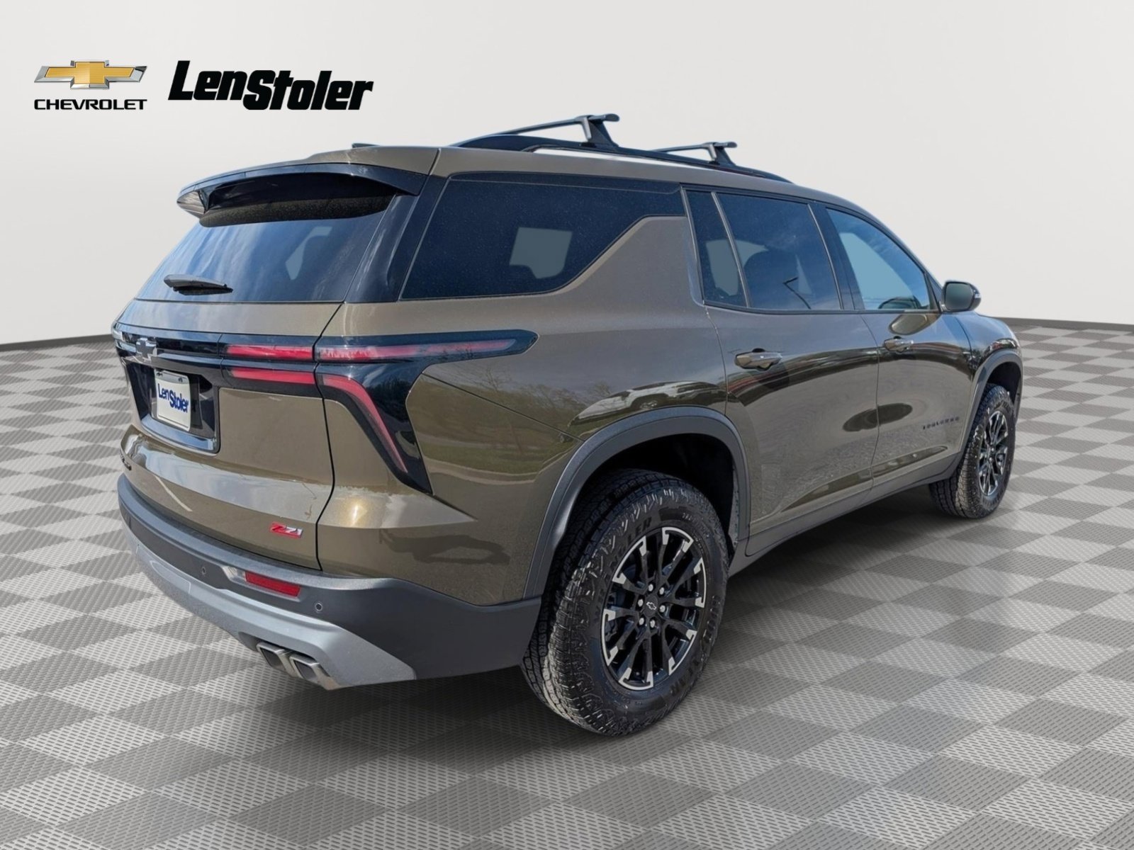 Used 2025 Chevrolet Traverse Z71 w/ LPO, Floor Liner Package AWD/4WD image 5