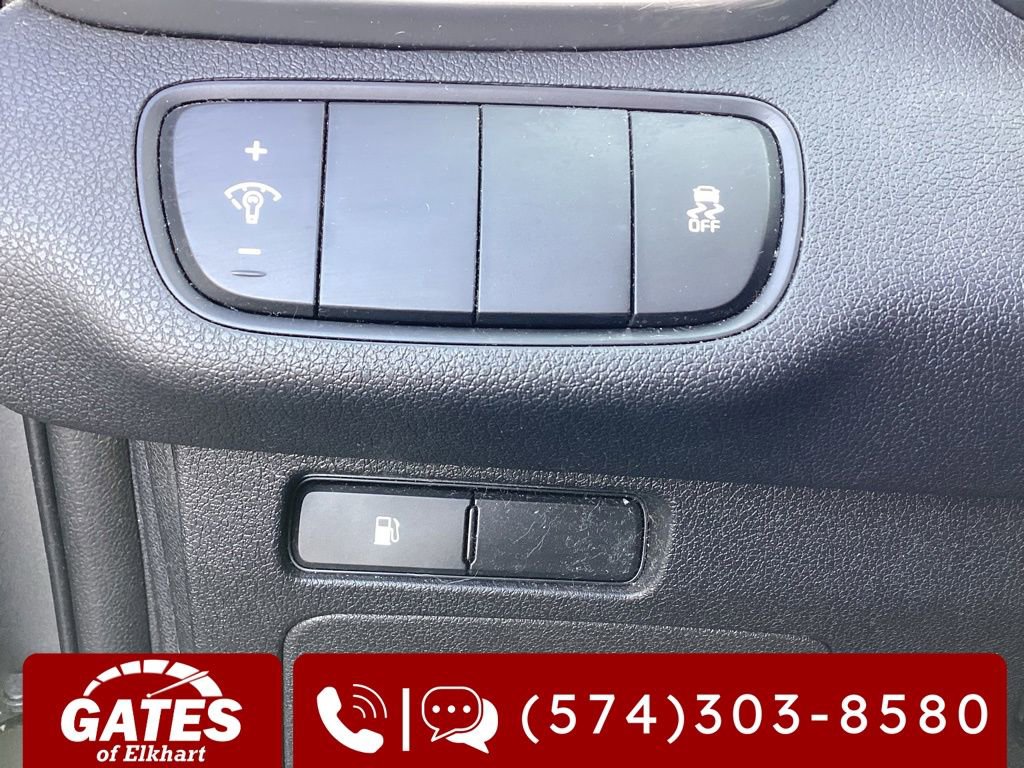 Used 2016 Kia Sorento LX w/ LX Convenience Package image 21