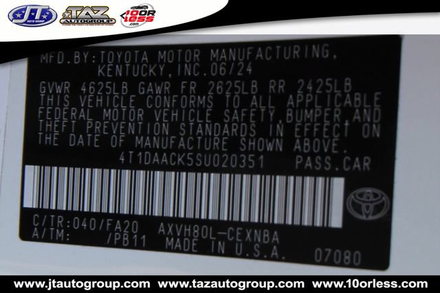 Used 2025 Toyota Camry LE FWD image 23