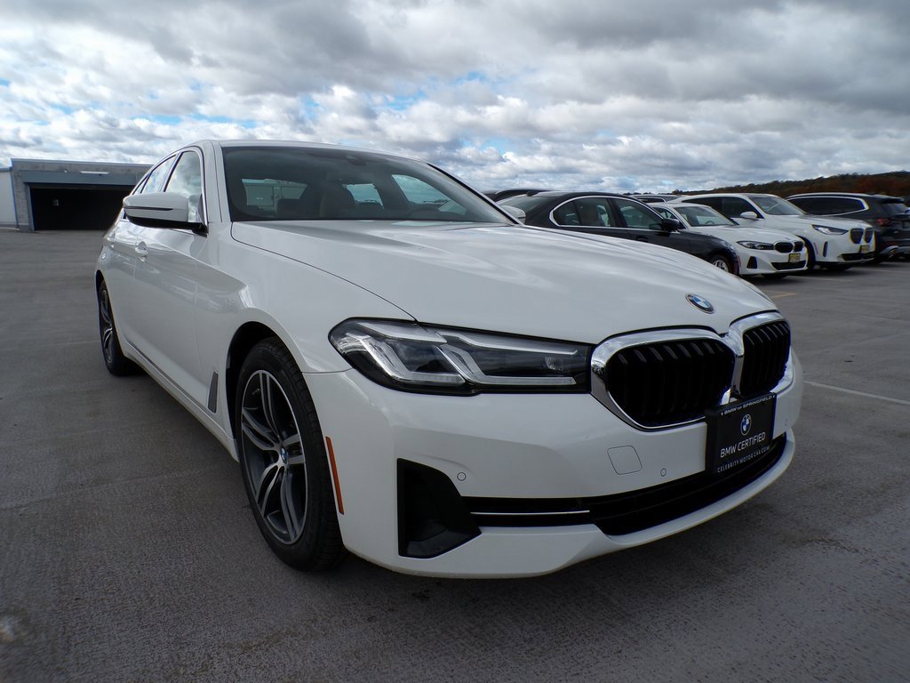 Certified 2022 BMW 530i xDrive w/ Premium Package