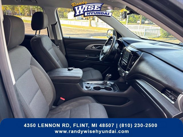 Used 2018 Chevrolet Traverse LT FWD image 39