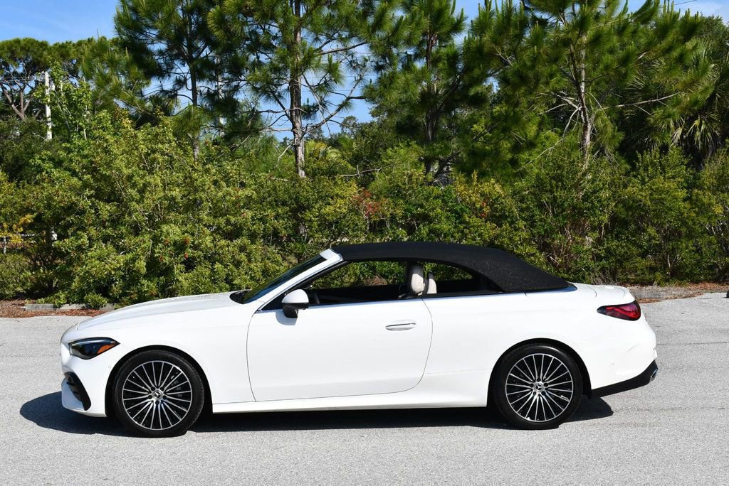 Used 2024 Mercedes-Benz CLE 450 4MATIC Cabriolet image 34