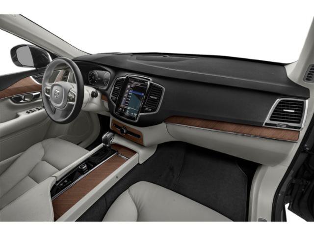 Used 2022 Volvo XC90 T6 Momentum w/ Climate Package AWD/4WD image 18