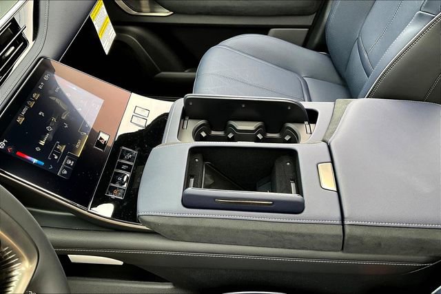 New 2026 INFINITI QX80 4WD image 15