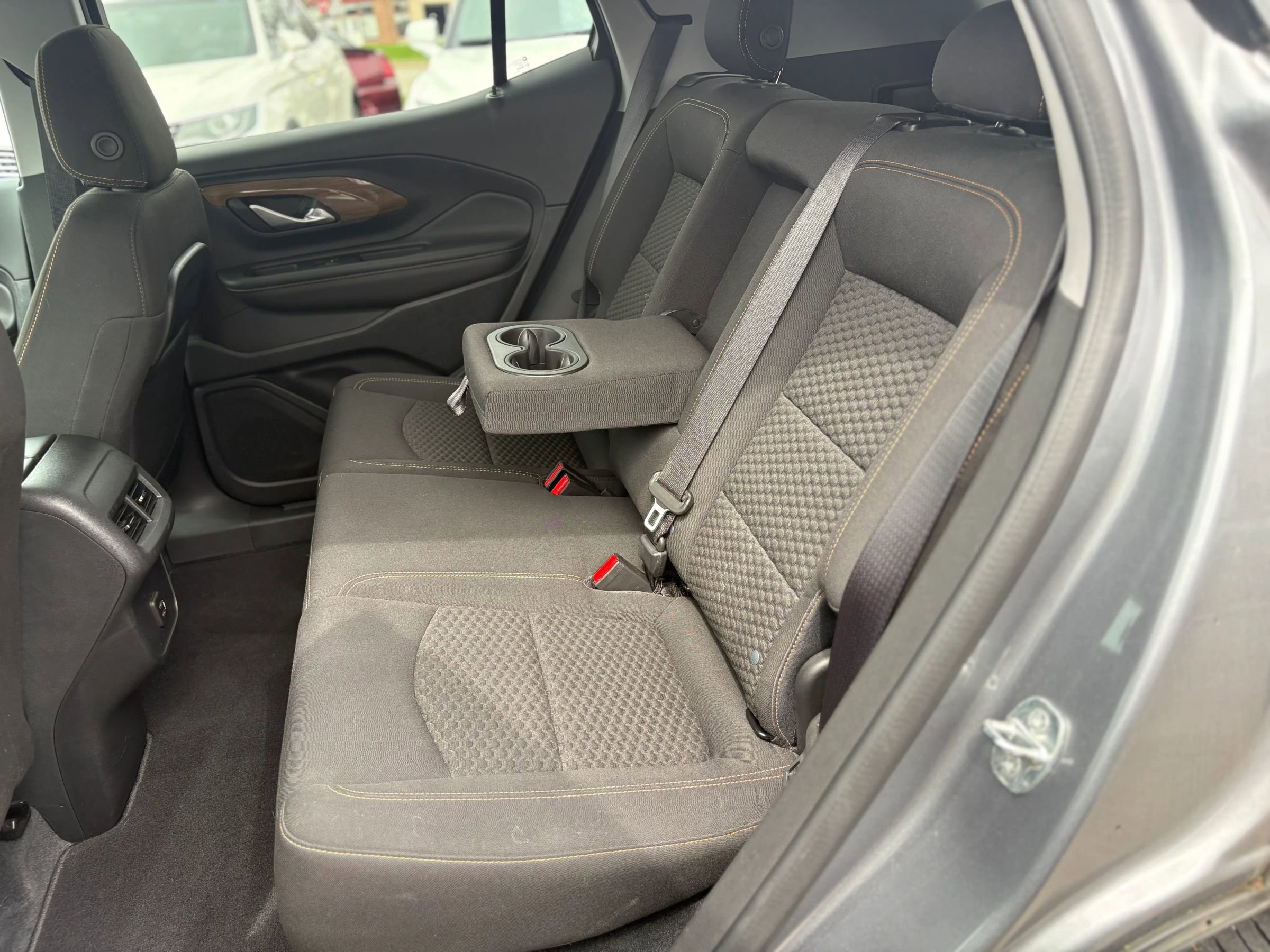 Used 2020 GMC Terrain SLE w/ Driver Convenience Package image 11