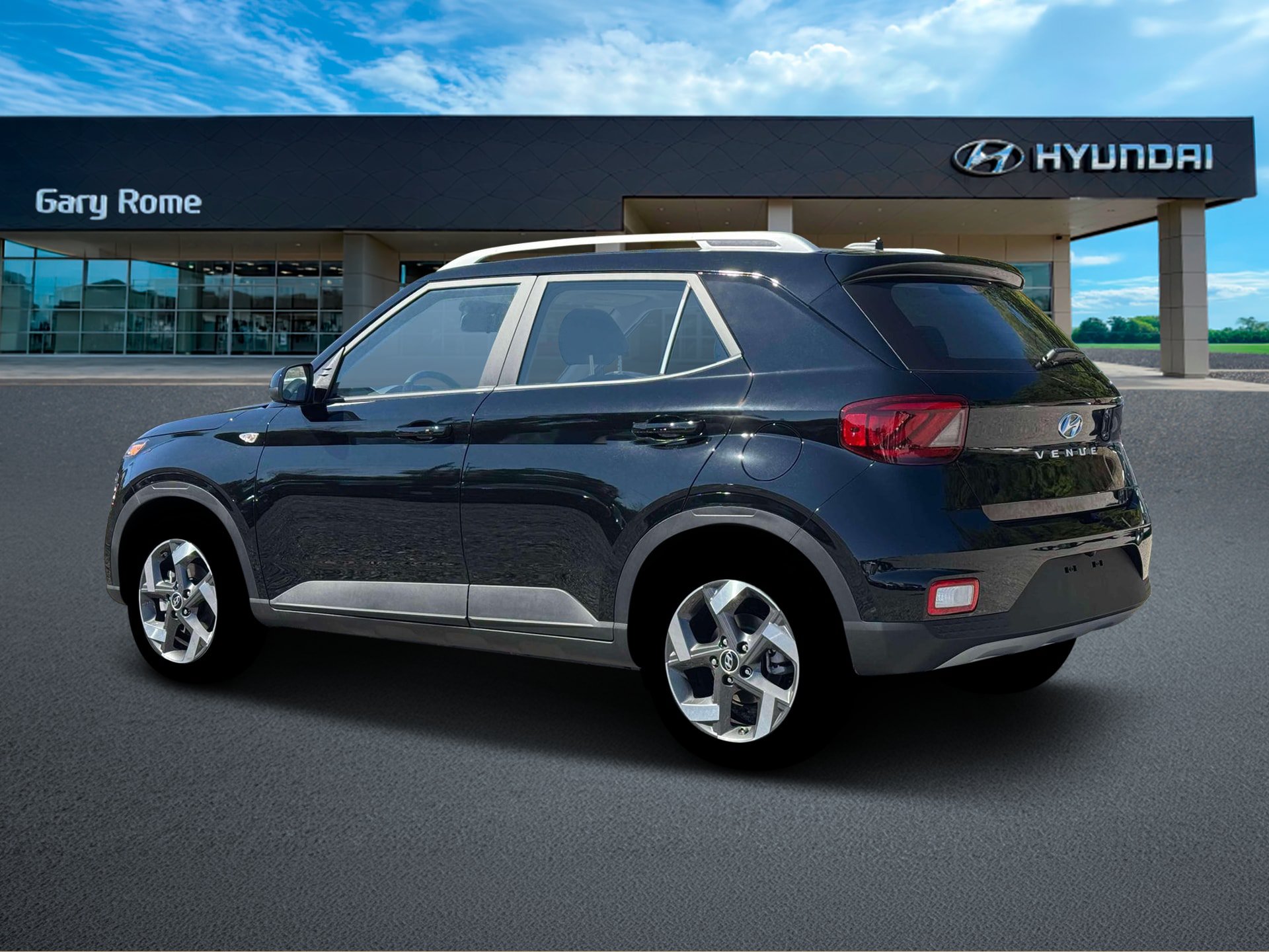 New 2026 Hyundai Venue SEL FWD image 4