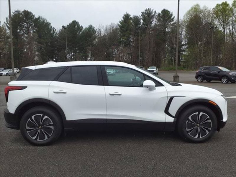 New 2024 Chevrolet Blazer EV LT AWD/4WD image 3