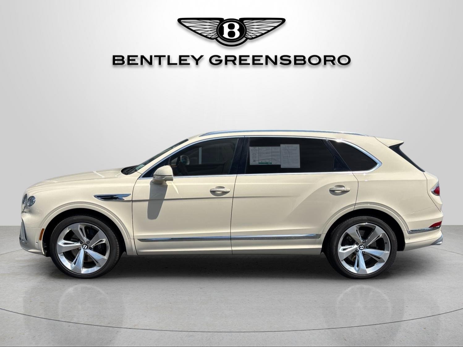 Used 2024 Bentley Bentayga Extended Wheelbase AWD/4WD image 5