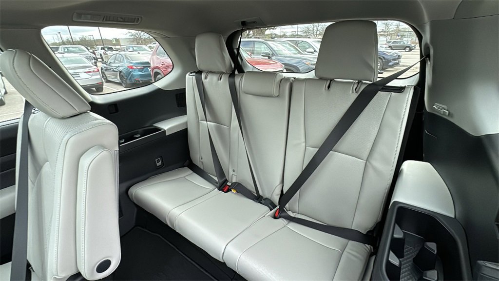 New 2026 Toyota Grand Highlander Limited image 22