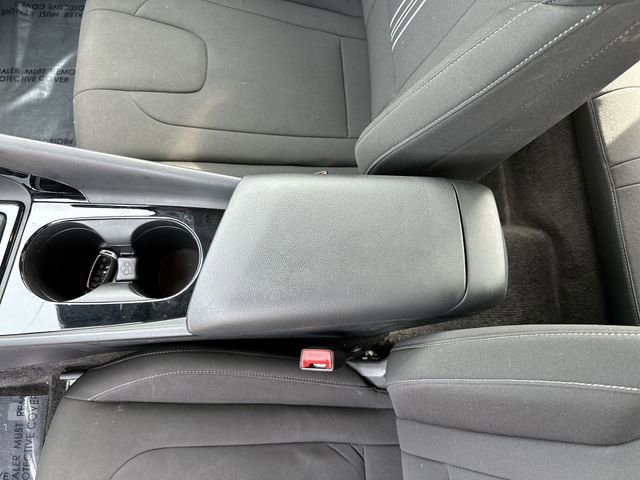 Used 2023 Hyundai Elantra SEL w/ Convenience Package image 25