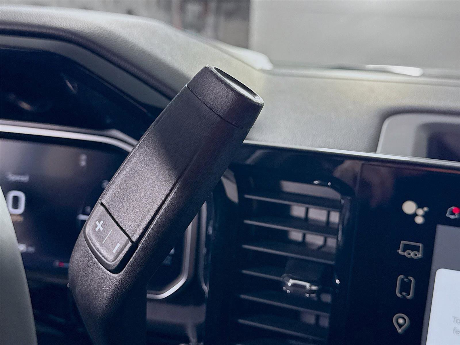 New 2026 GMC Sierra 1500 Elevation image 12