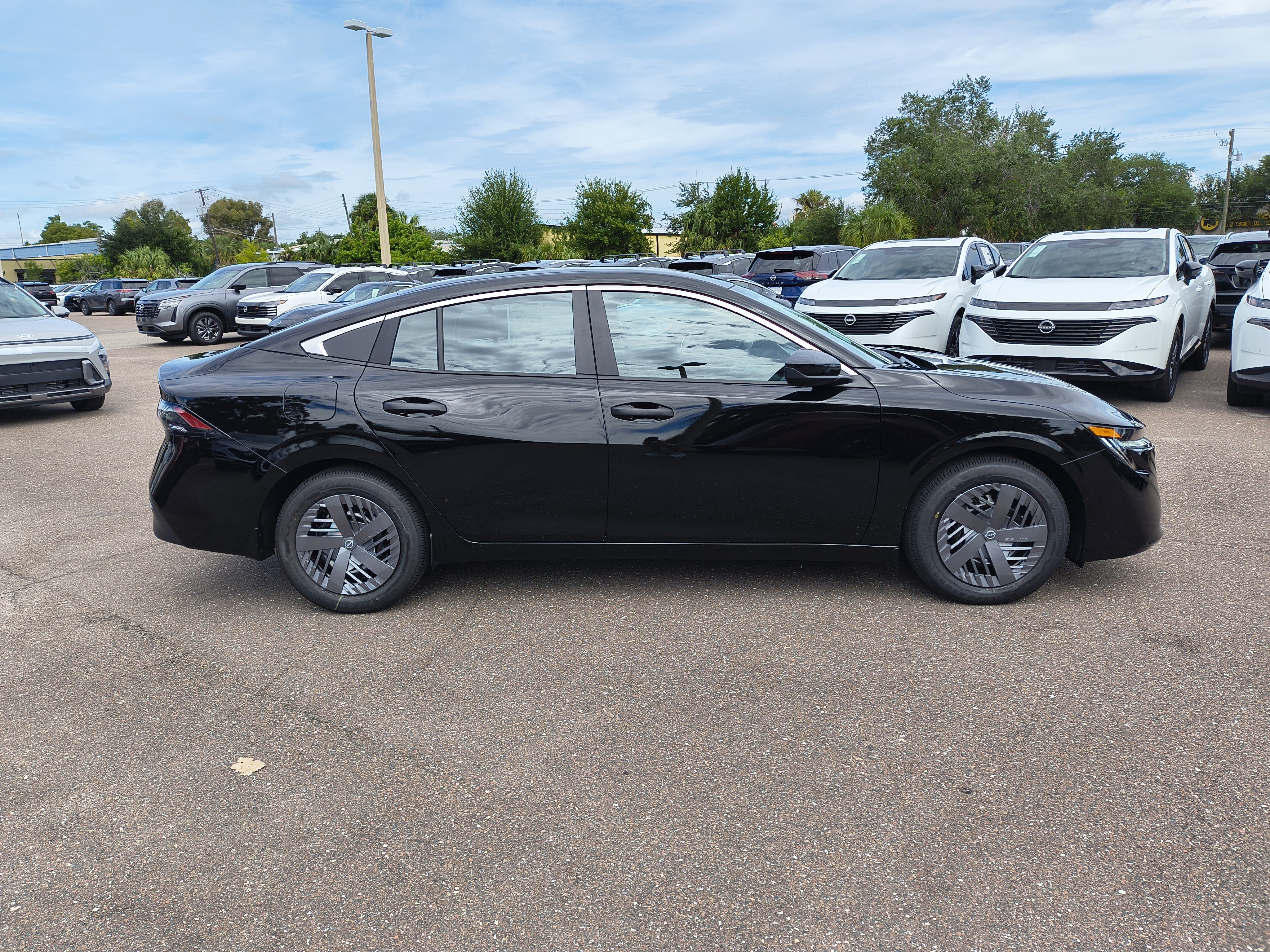 New 2027 Nissan Sentra S w/ Floor Mat Package FWD image 8
