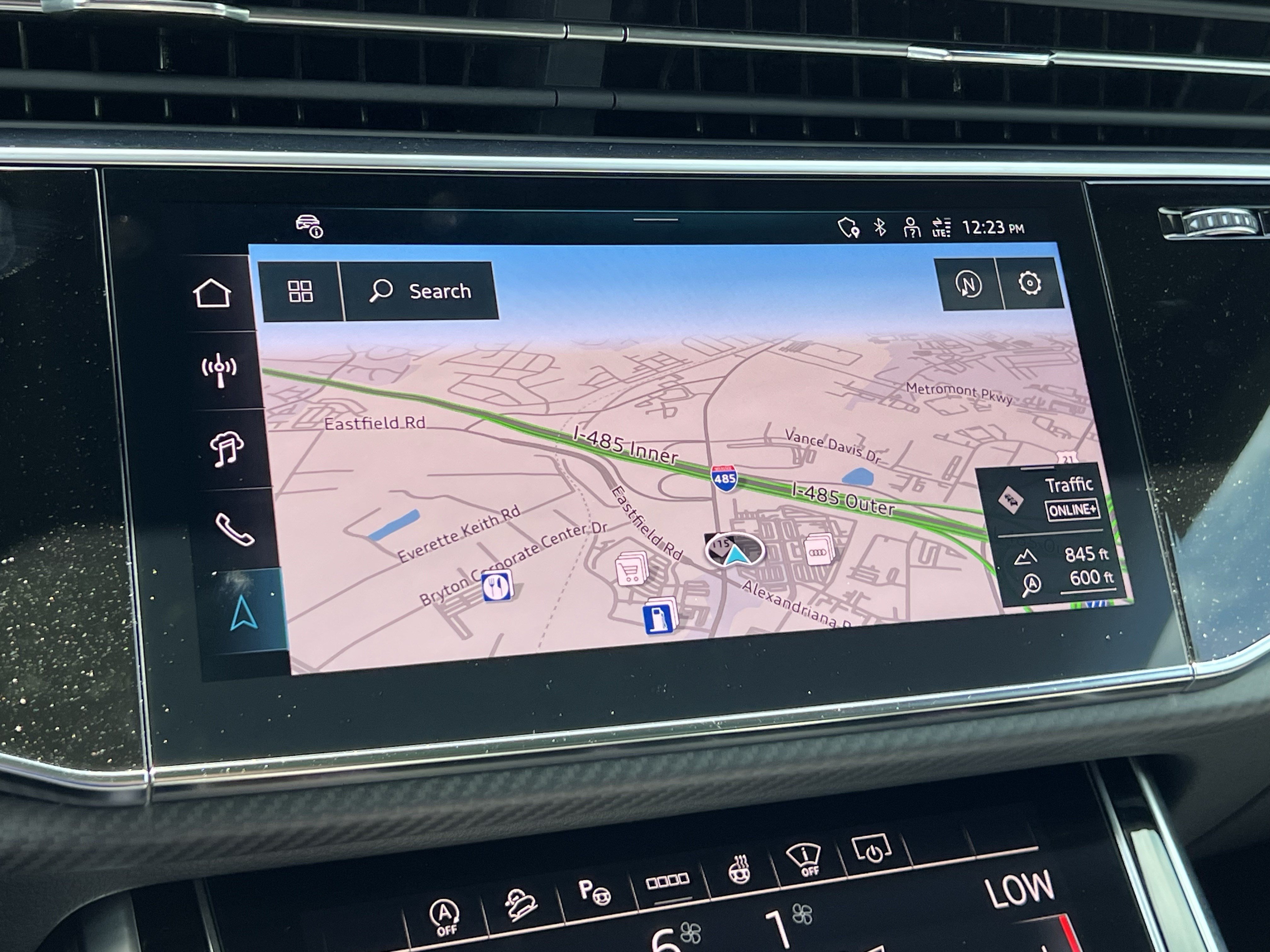 New 2026 Audi SQ8 Prestige AWD/4WD image 27