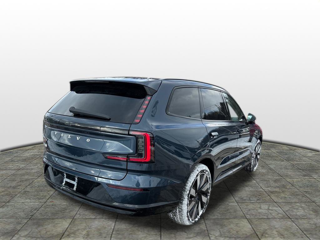 New 2025 Volvo EX90 Ultra image 3