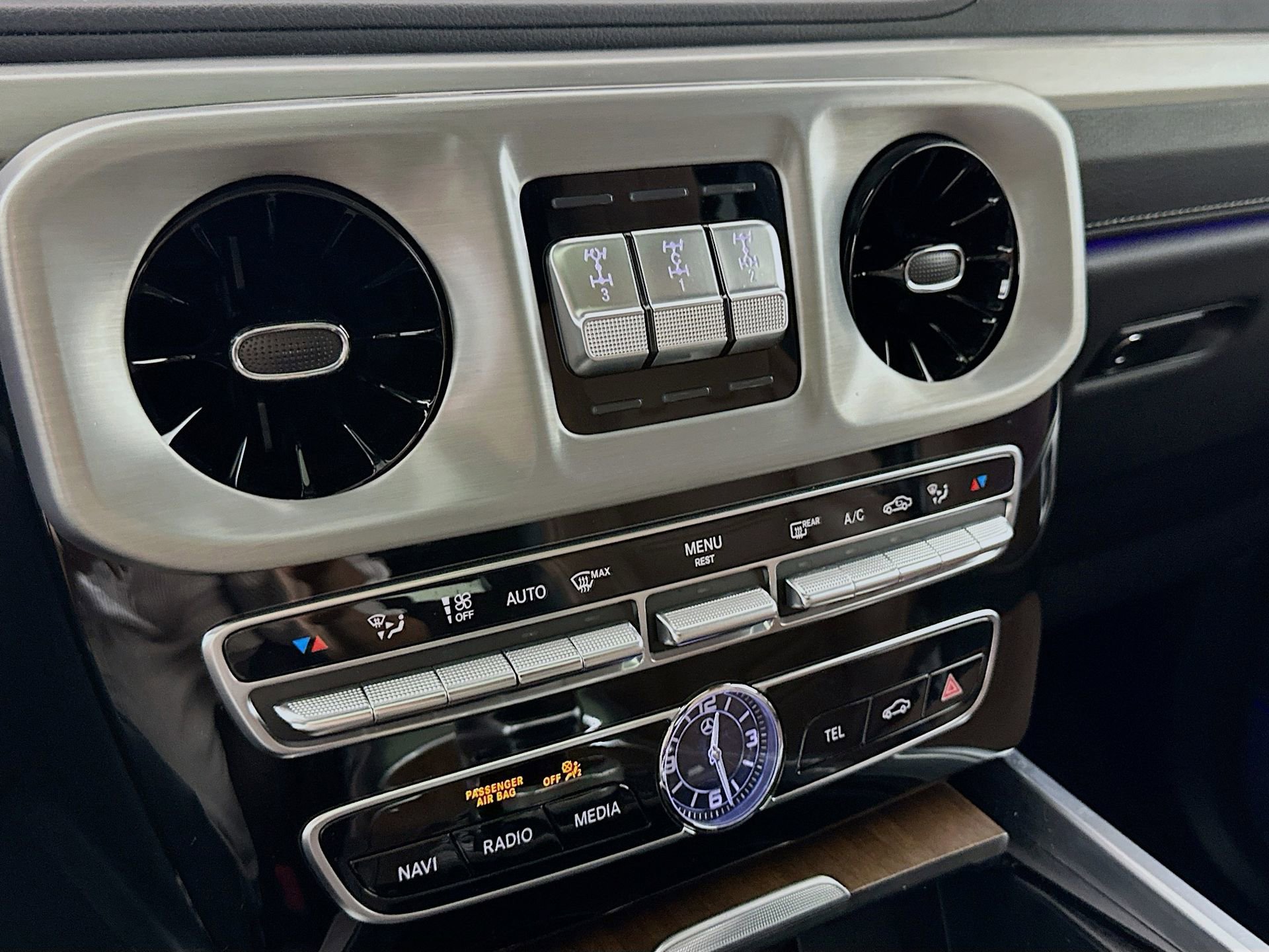 Used 2020 Mercedes-Benz G 550 image 17
