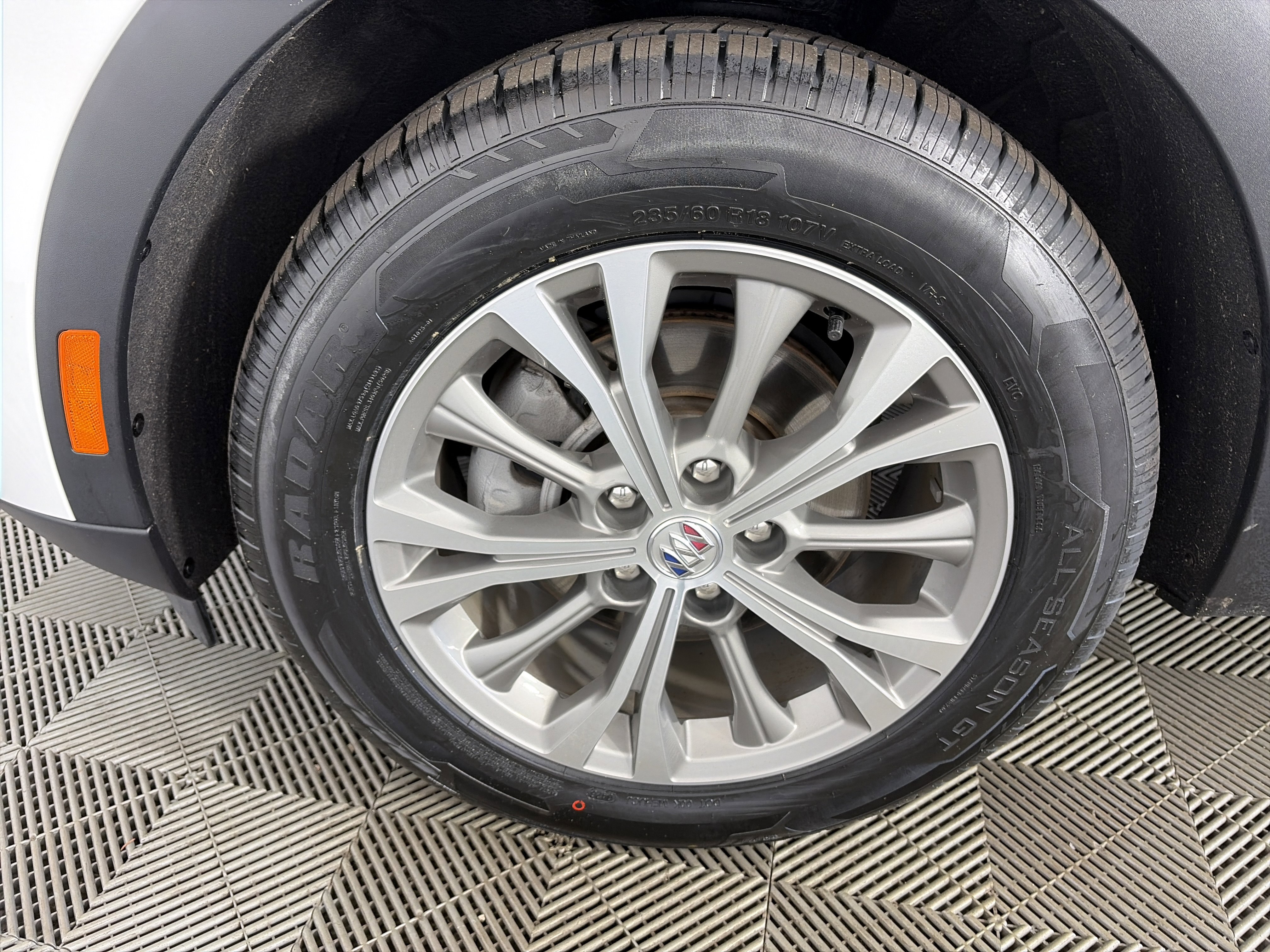 Used 2023 Buick Envision Preferred AWD/4WD image 13