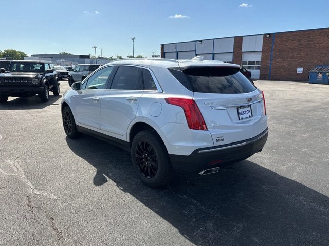Used 2018 Cadillac XT5 Luxury w/ Driver Awareness Package AWD/4WD image 6