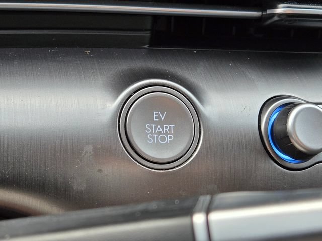 Used 2024 Hyundai Kona SE FWD image 38