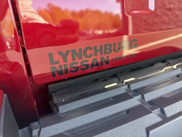 Used 2025 Nissan Frontier SV image 11