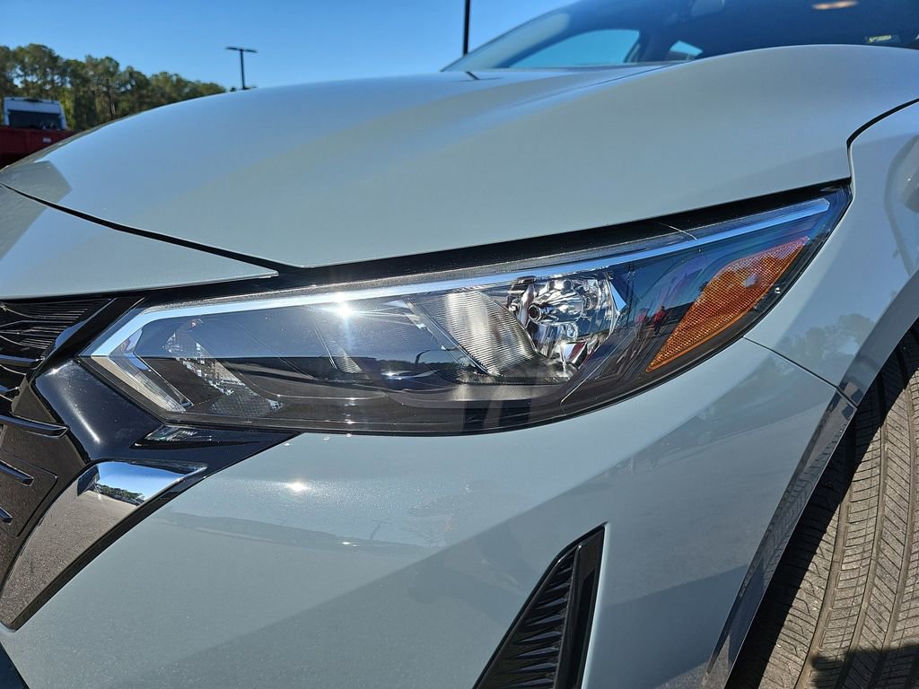 Used 2025 Nissan Sentra SV w/ All-Weather Package image 33