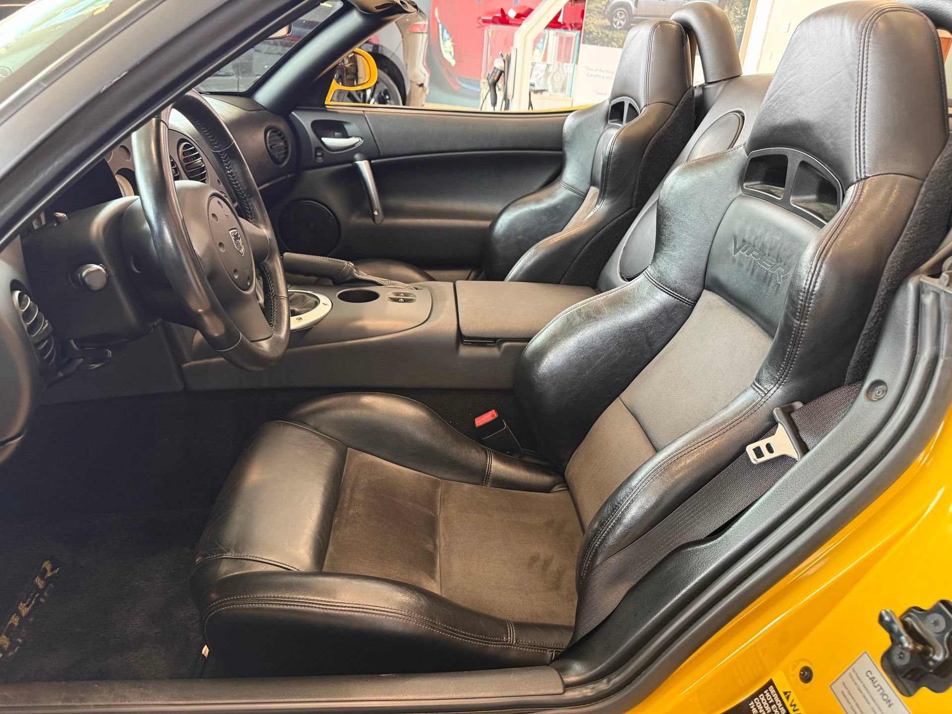 Used 2005 Dodge Viper SRT-10 RWD image 22