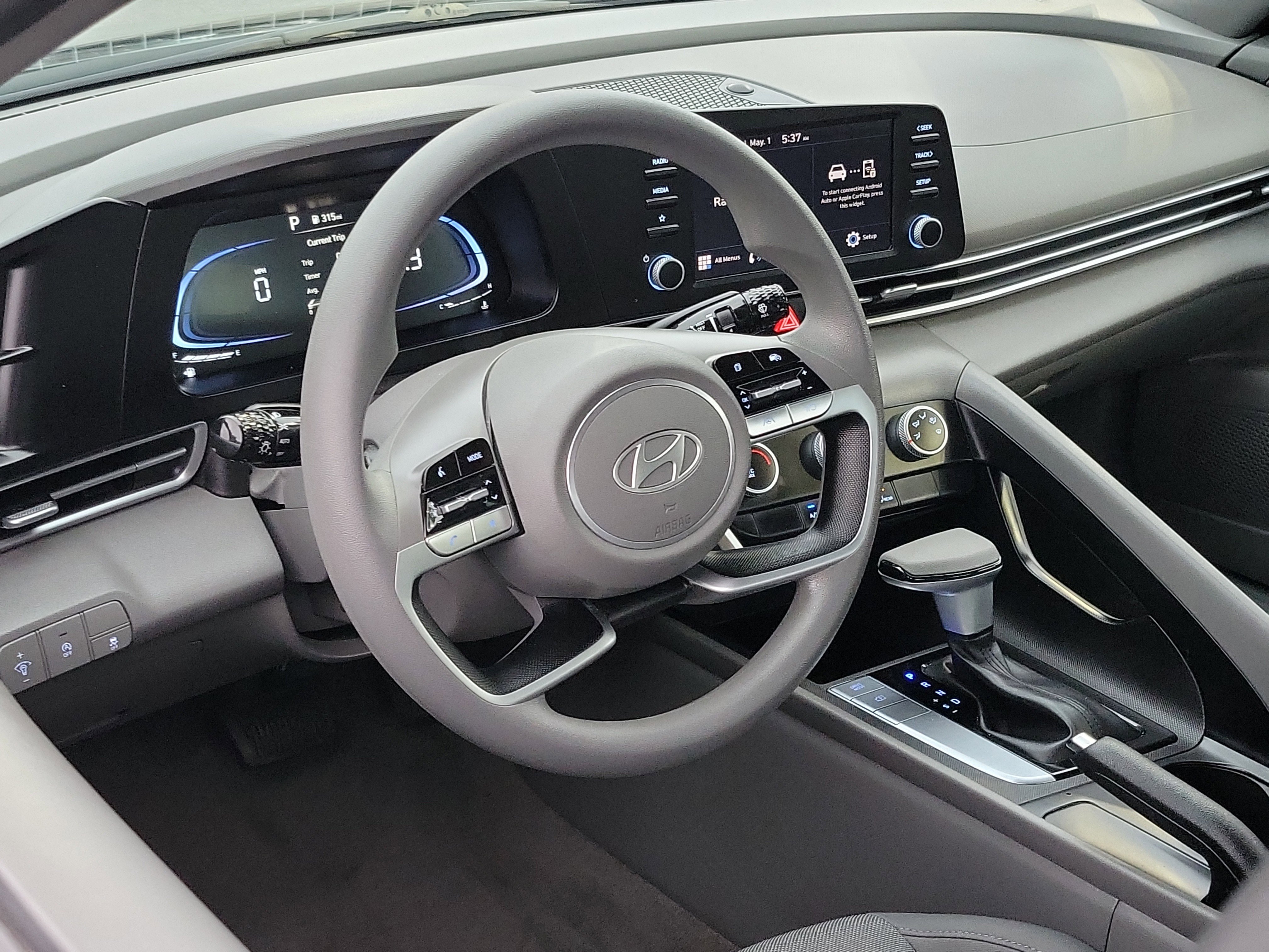 Certified 2024 Hyundai Elantra SE FWD image 9