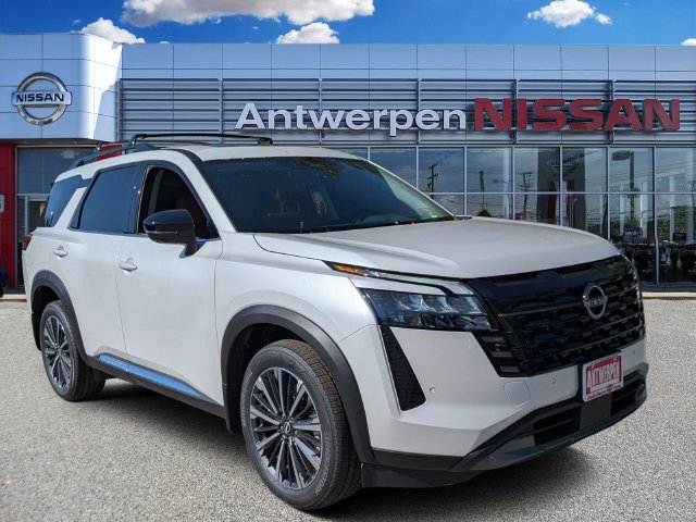 New 2026 Nissan Pathfinder Platinum w/ Cargo Package