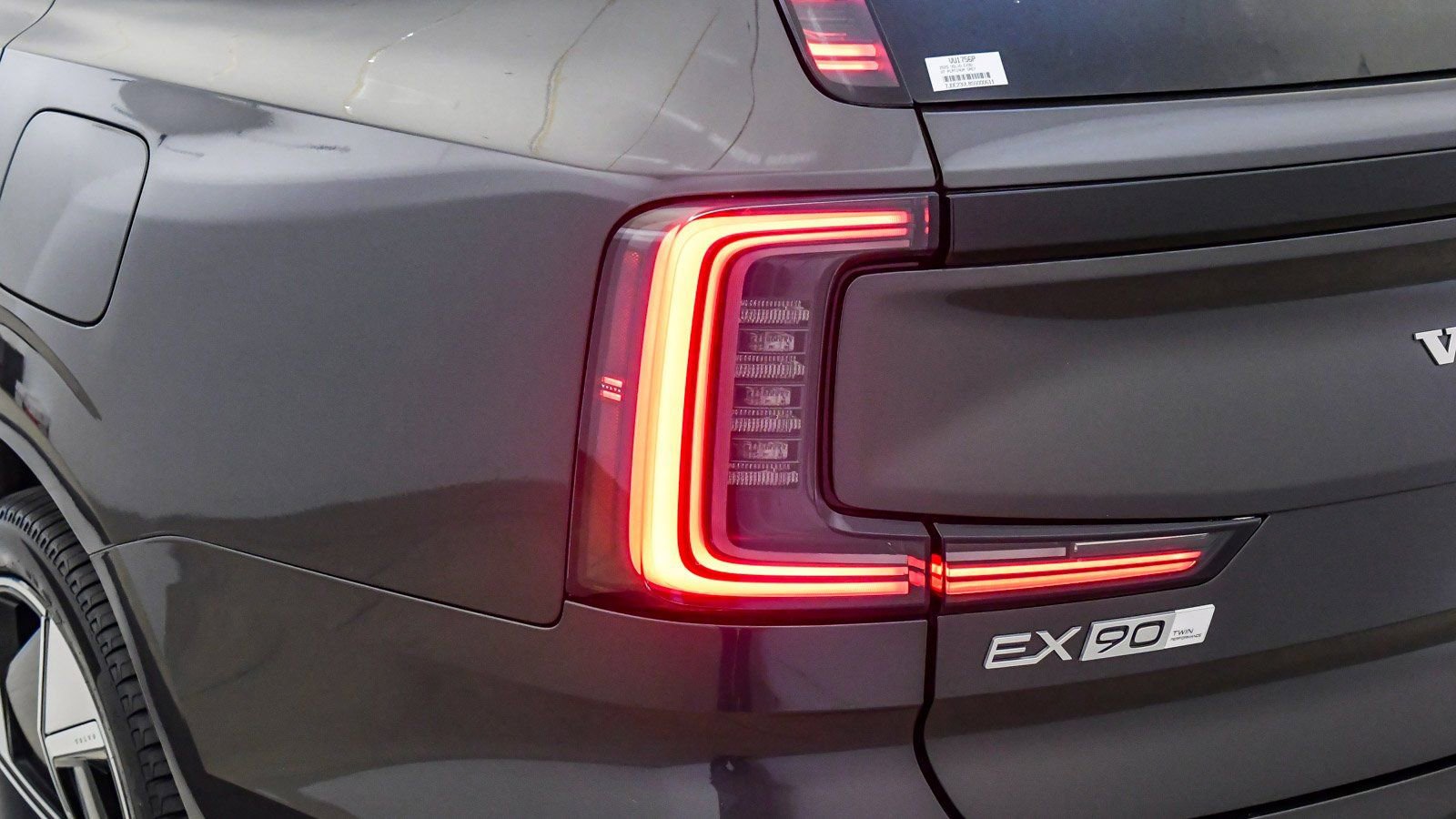 Certified 2025 Volvo EX90 Ultra image 12