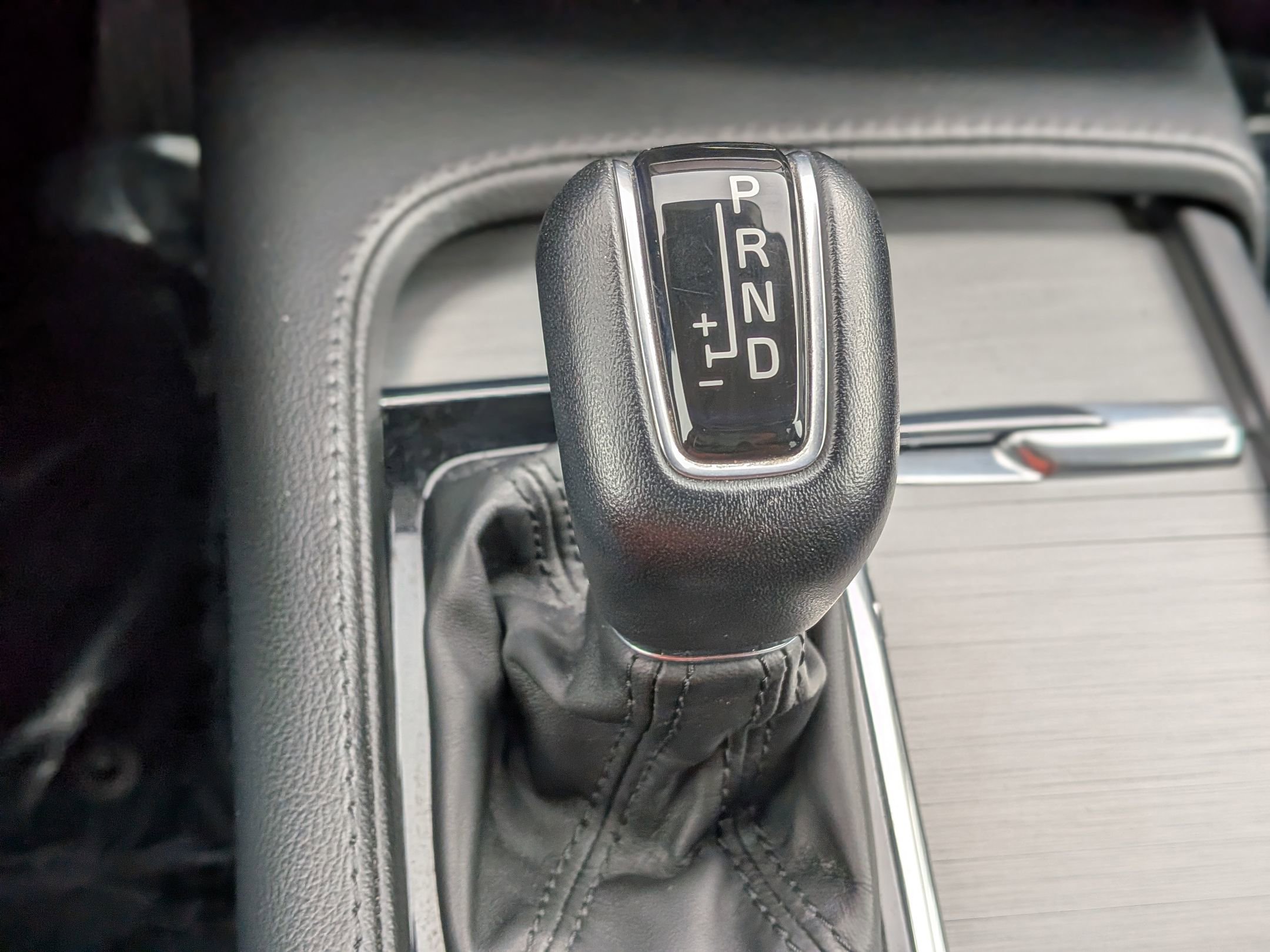 Used 2022 Volvo XC90 T5 Momentum w/ Climate Package image 31