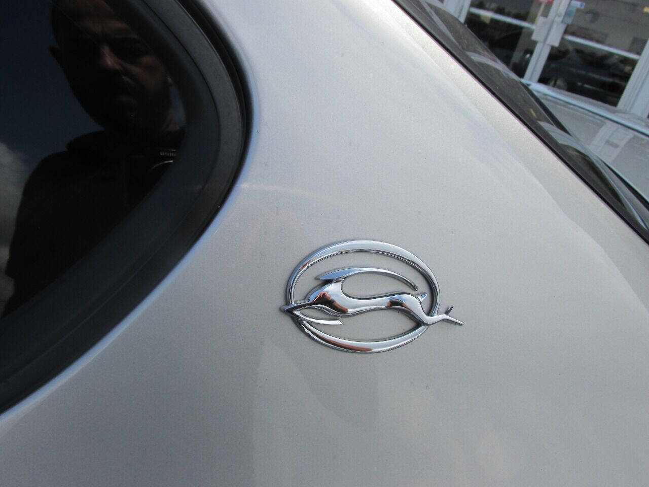 Used 2005 Chevrolet Impala SS w/ Sun And Sound Package image 7