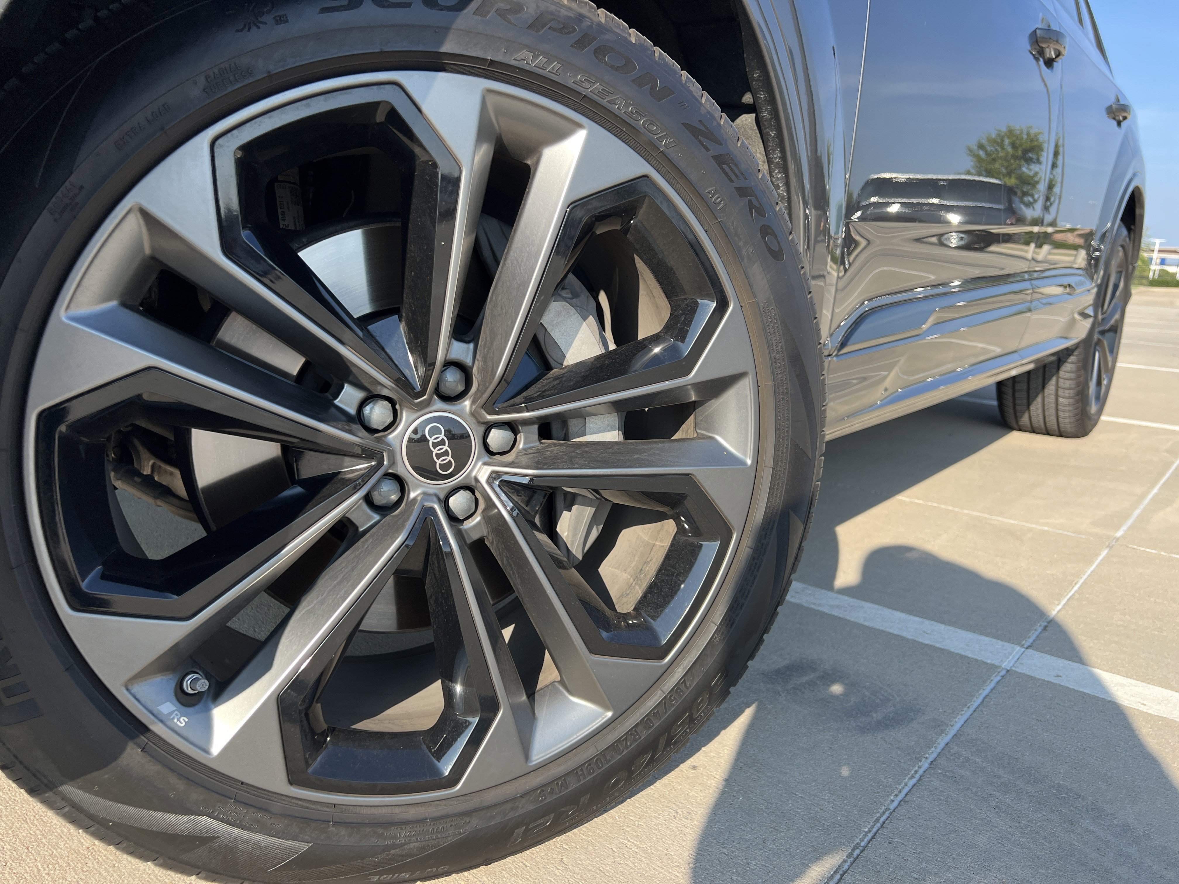 Used 2025 Audi Q7 3.0T Premium Plus image 14