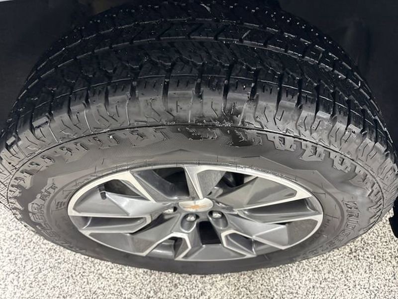 Used 2025 Chevrolet Silverado 1500 LT image 27