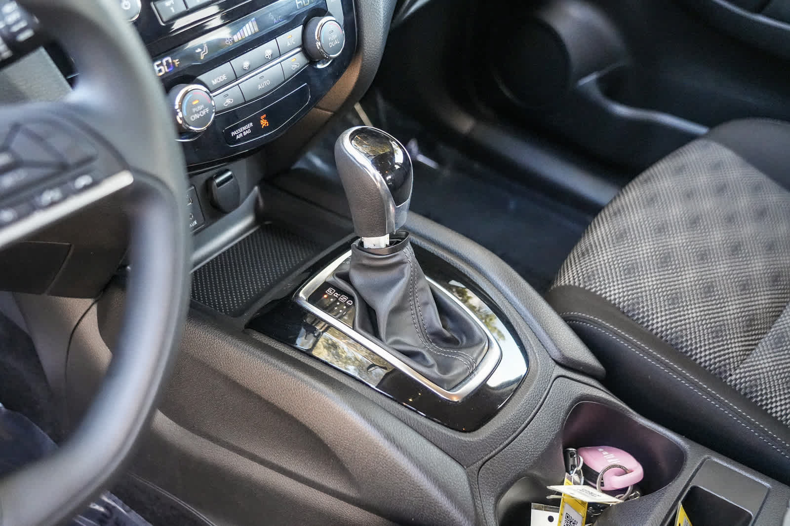 Used 2018 Nissan Rogue Sport SV FWD image 19