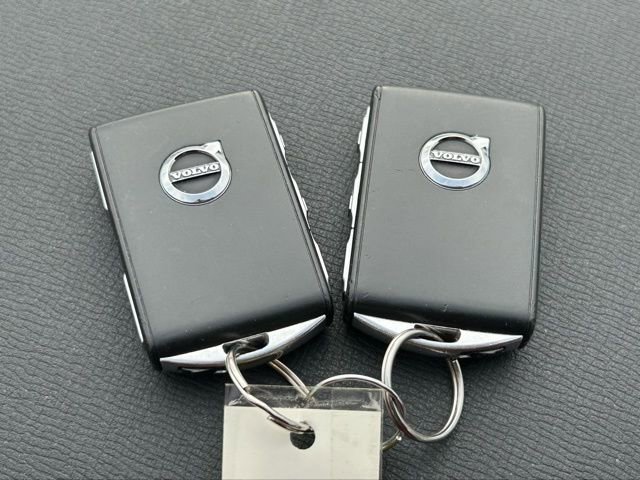 Used 2019 Volvo XC90 T6 Momentum w/ Advanced Package image 14