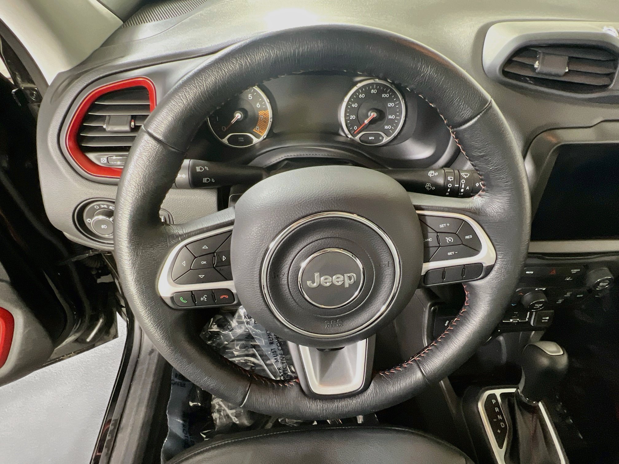 Used 2023 Jeep Renegade Trailhawk w/ Sun/Sound Group AWD/4WD image 11