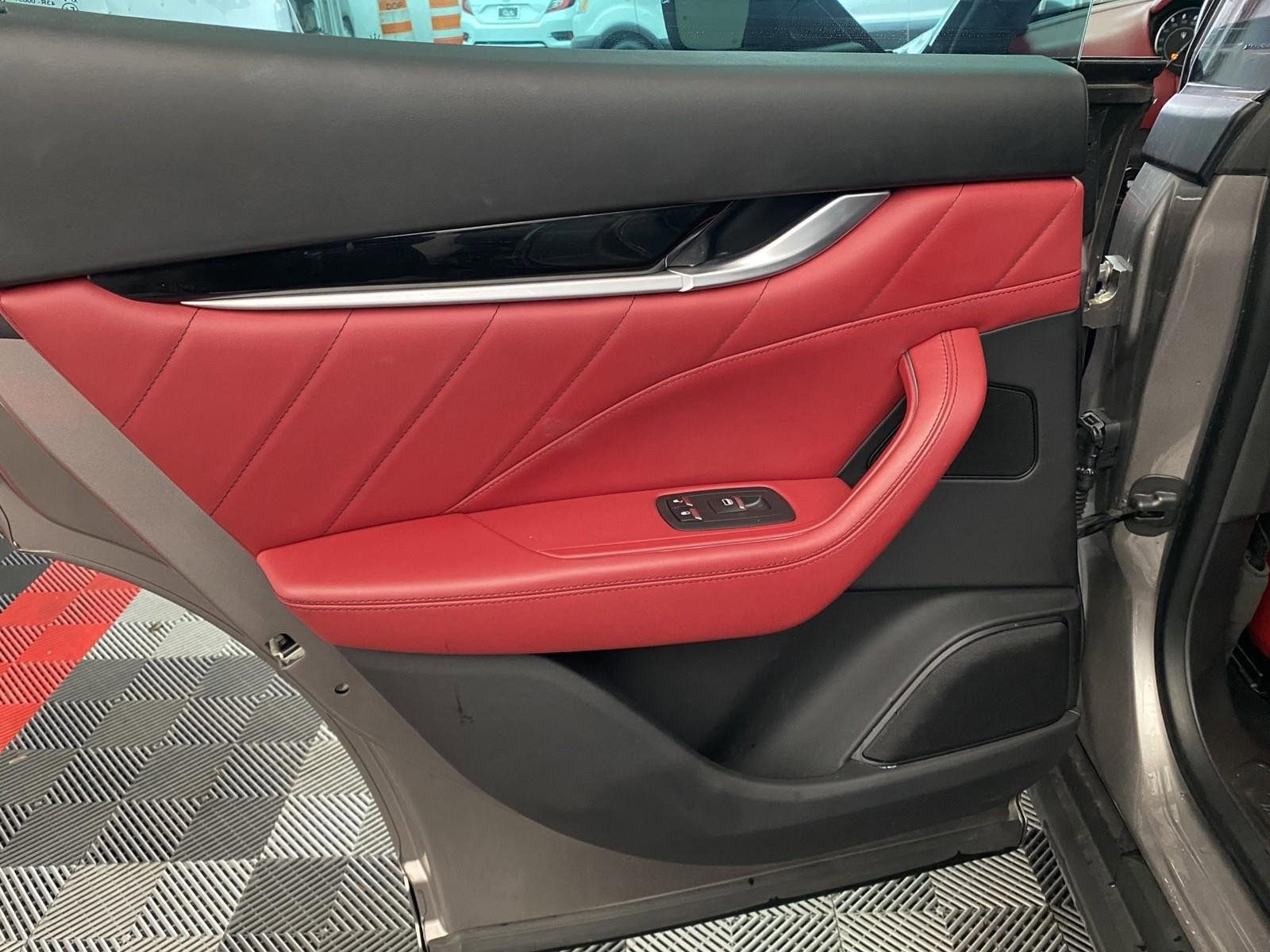 Used 2021 Maserati Levante image 17