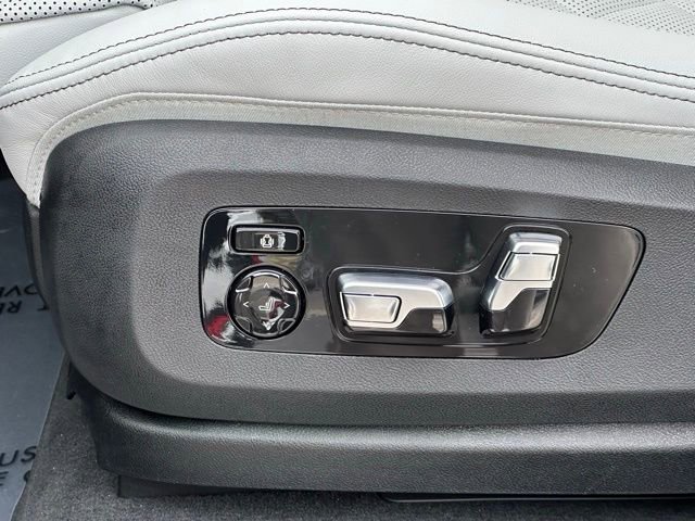 New 2026 BMW X6 xDrive40i image 30