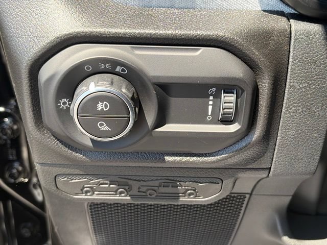 New 2026 Jeep Gladiator Sport AWD/4WD image 25