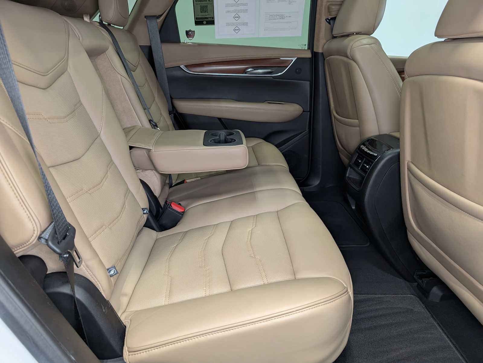 Used 2018 Cadillac XT5 Platinum w/ Driver Assist Package AWD/4WD image 40