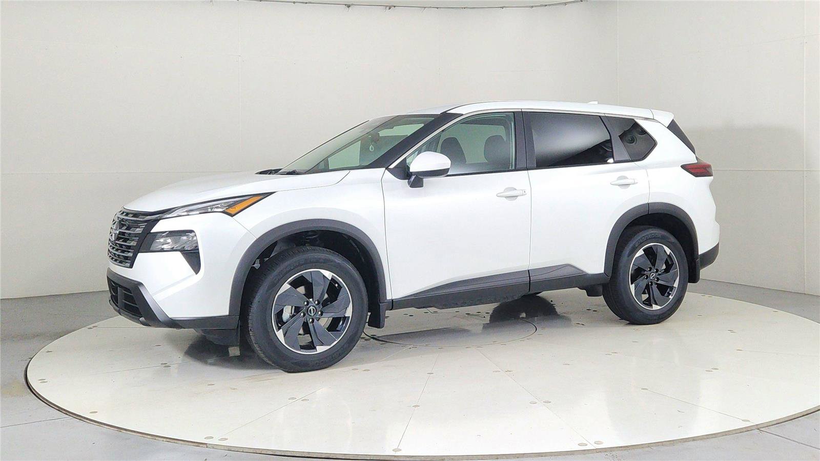 New 2026 Nissan Rogue SV image 3