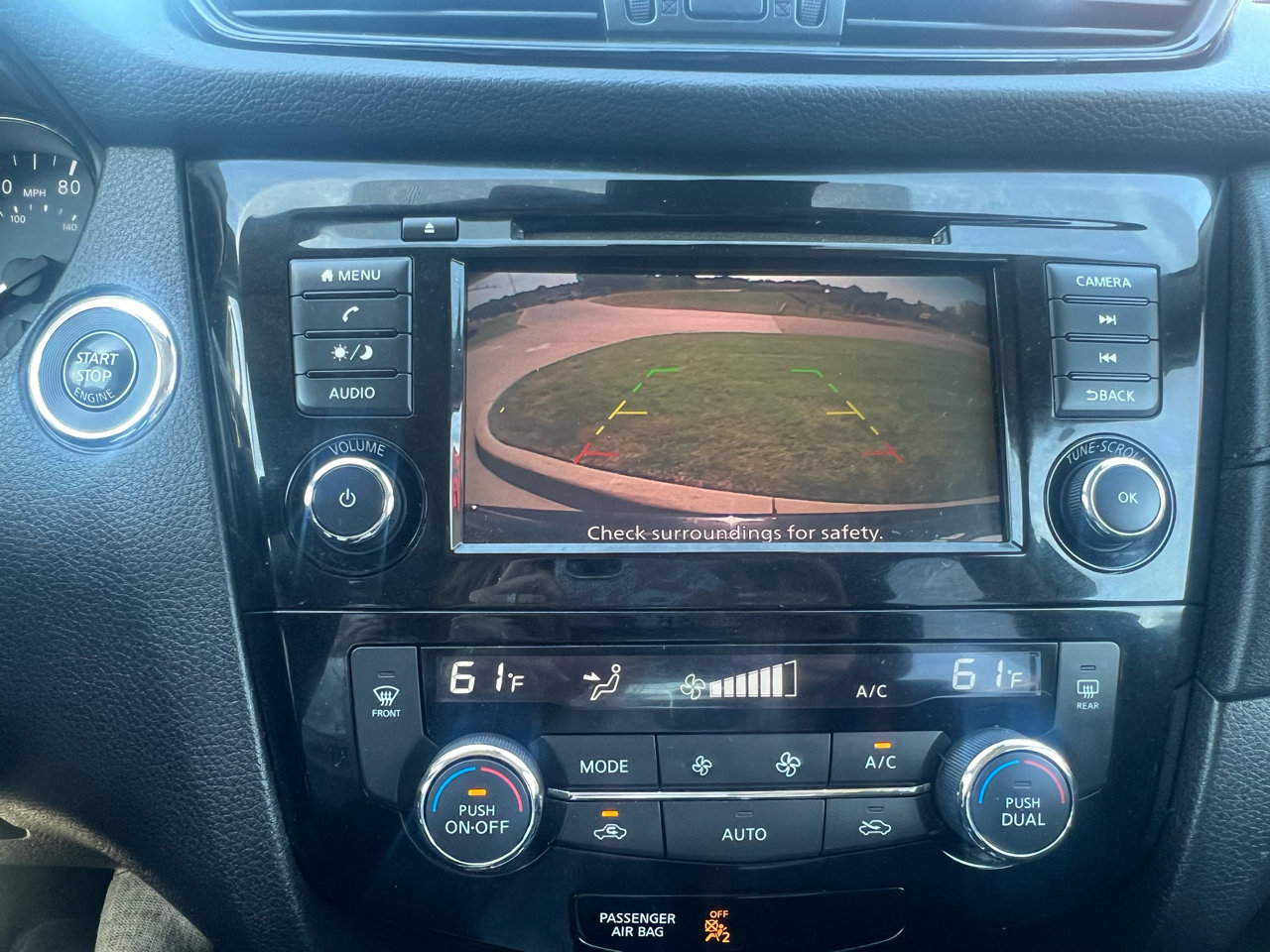 Used 2019 Nissan Rogue SV image 16