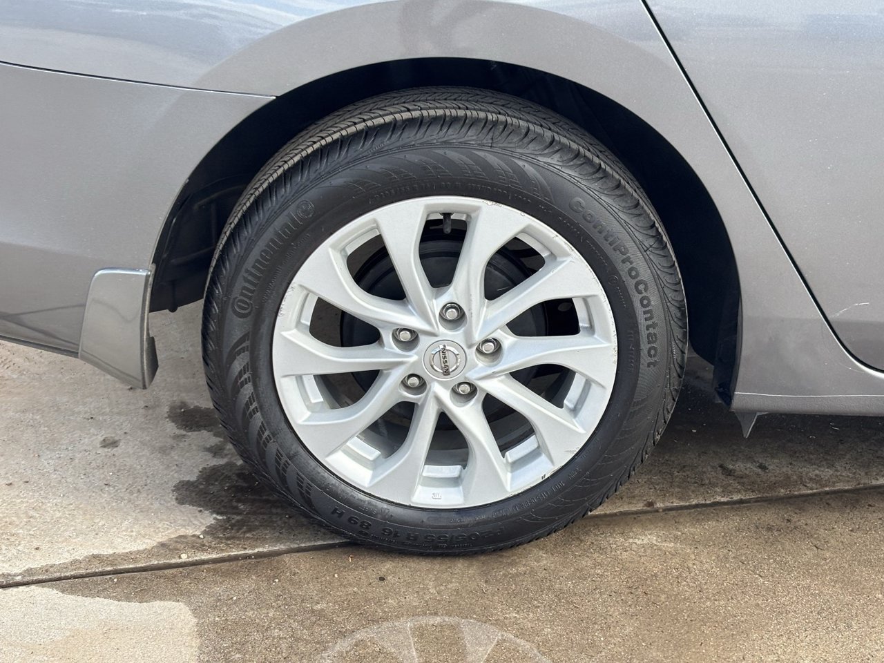 Used 2019 Nissan Sentra SV FWD image 7