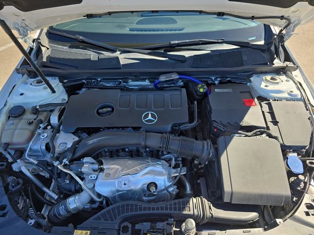 Used 2023 Mercedes-Benz CLA 250 image 30