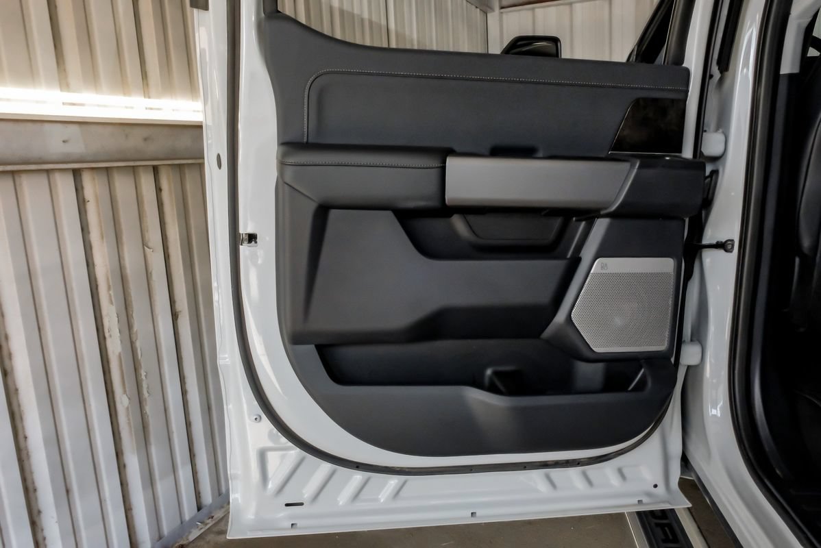 Used 2025 Ford F250 Lariat AWD/4WD image 49